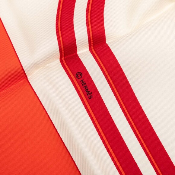 Pre-Loved Hermes Brides de Gala Silk Scarf - Picture 4 of 7